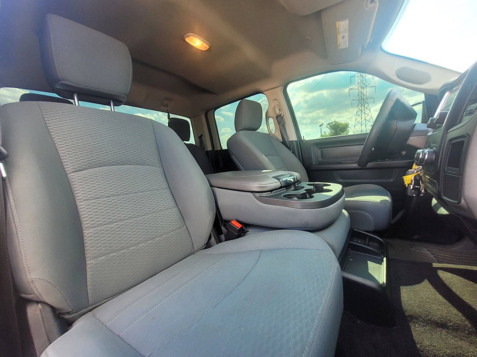 Used 2017 RAM 1500 Express AWD/4WD image 20
