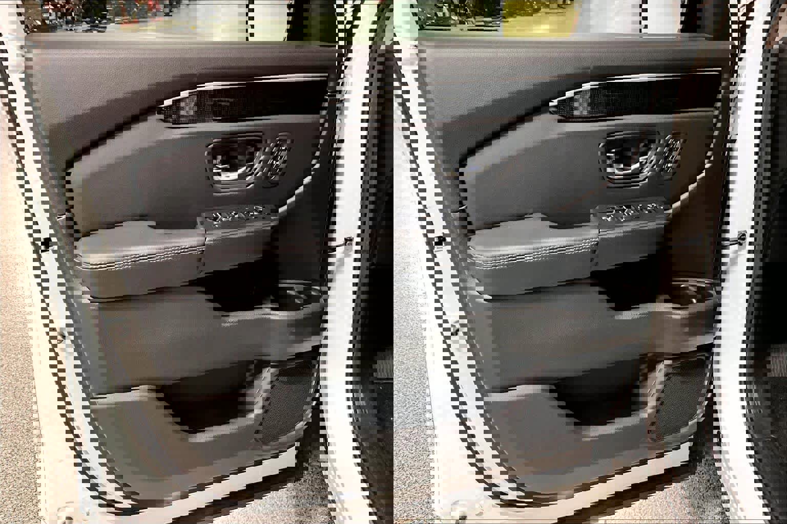 Used 2025 Honda Pilot Elite image 20