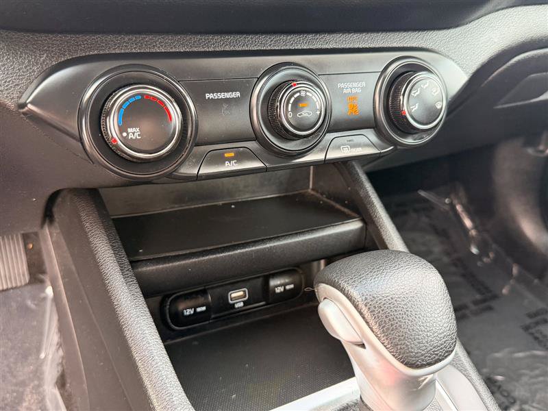 Used 2023 Kia Forte LXS w/ LXS Technology Package FWD image 17