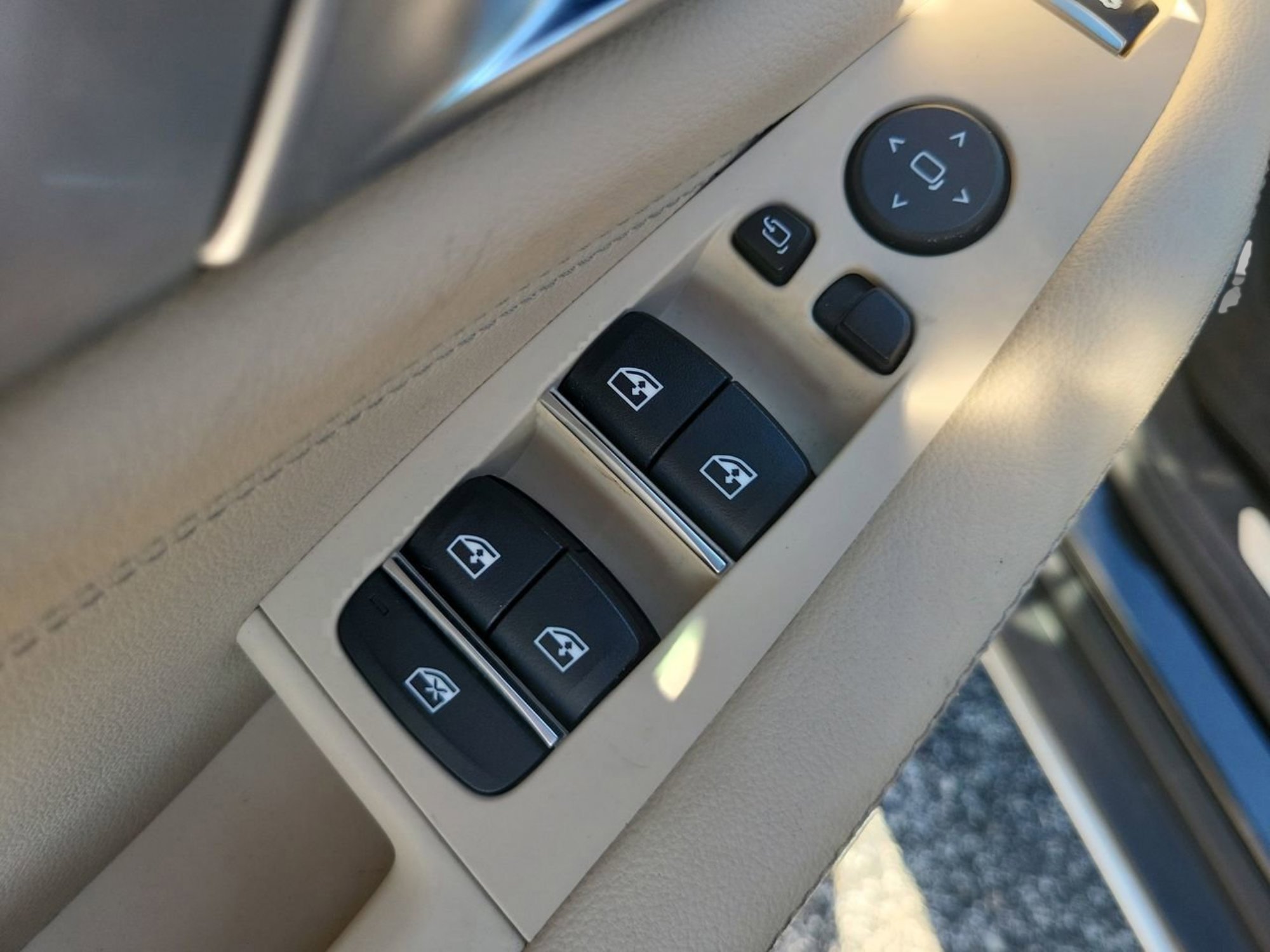 Used 2021 BMW X5 xDrive40i w/ Convenience Package image 29