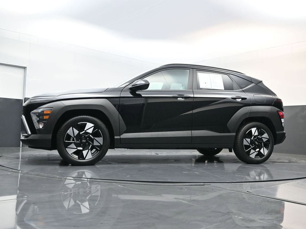 Certified 2025 Hyundai Kona SEL image 19