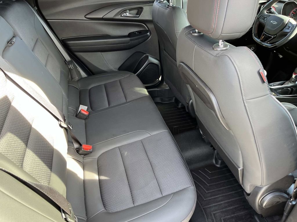 Used 2022 Chevrolet TrailBlazer RS w/ Sun and Liftgate Package image 20