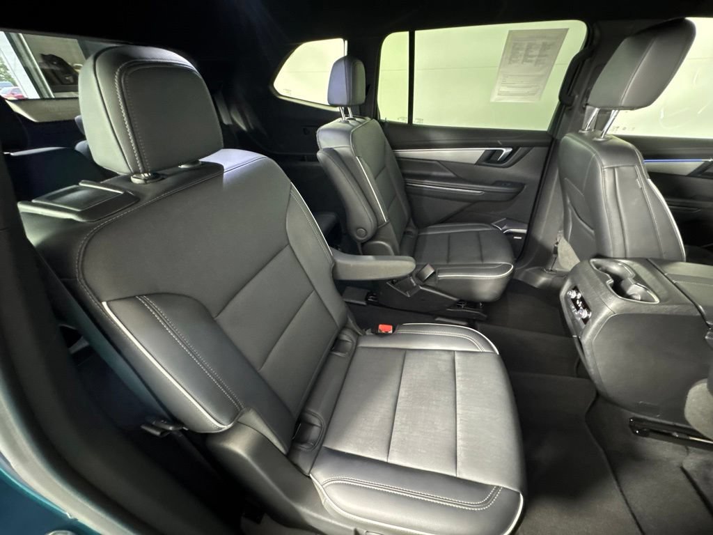 Certified 2025 Buick Enclave Preferred AWD/4WD image 42