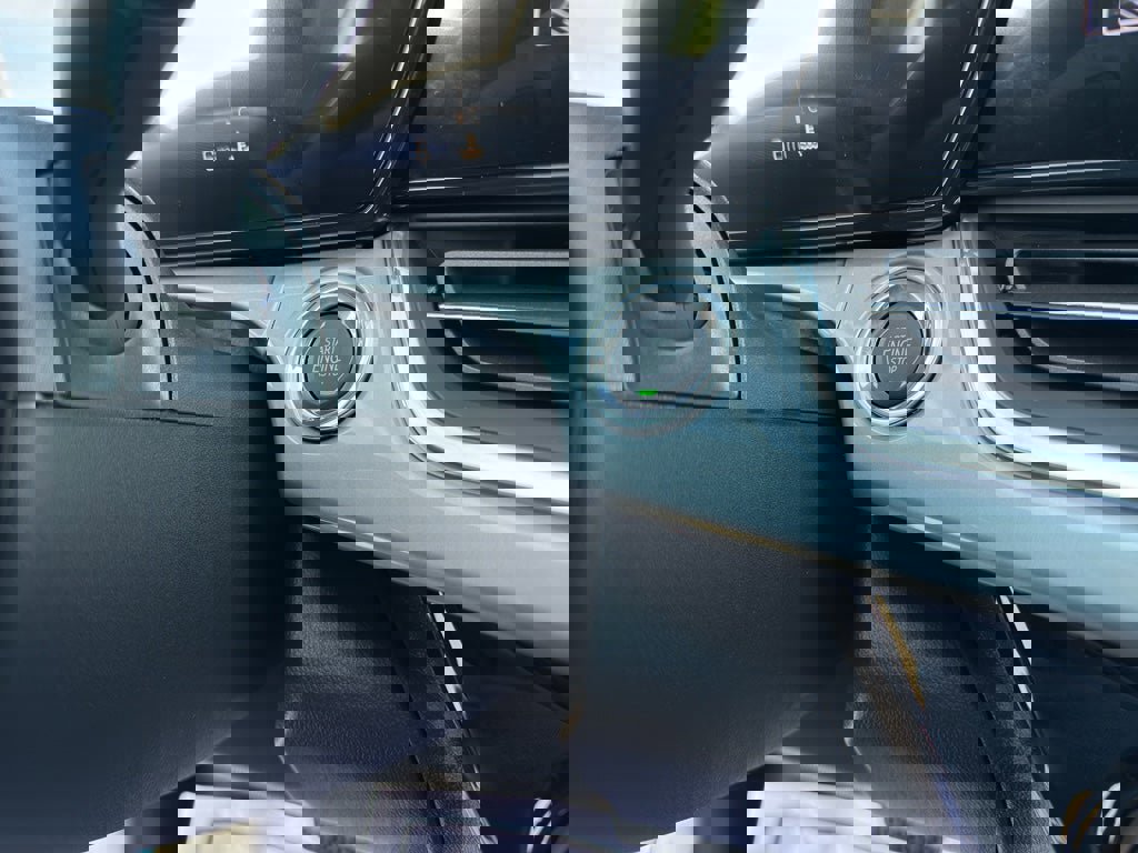 New 2026 Chevrolet Trax LT w/ Driver Confidence Package image 19