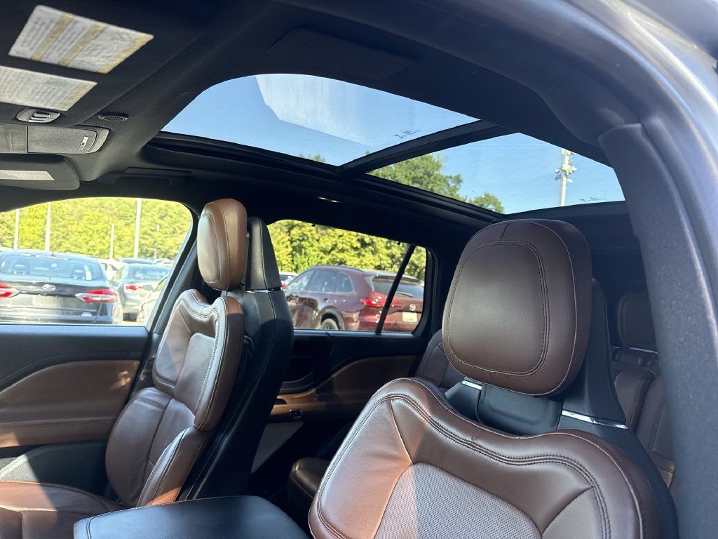 Used 2020 Lincoln Aviator Grand Touring w/ Equipment Group 301A AWD/4WD image 16