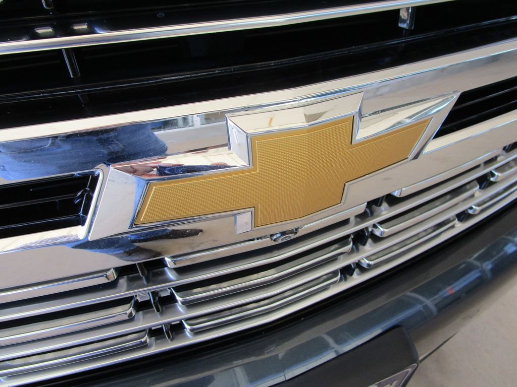 Used 2021 Chevrolet Tahoe Premier w/ Premium Package image 21