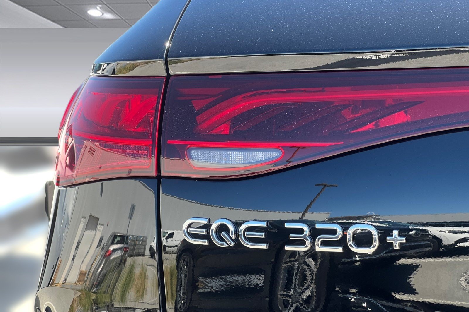 New 2026 Mercedes-Benz EQE 320+ SUV image 26