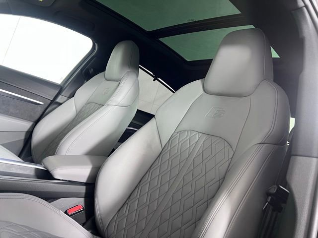 Used 2023 Audi e-tron S Prestige w/ Prestige Package image 22