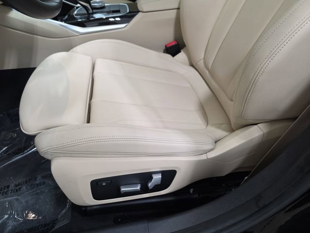 Used 2020 BMW 330i xDrive Sedan w/ Driving Assistance Package AWD/4WD image 29