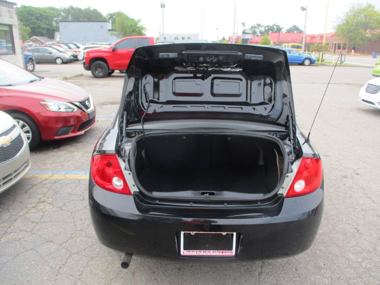 Used 2008 Chevrolet Cobalt LT w/ Preferred Equipment Group FWD image 6