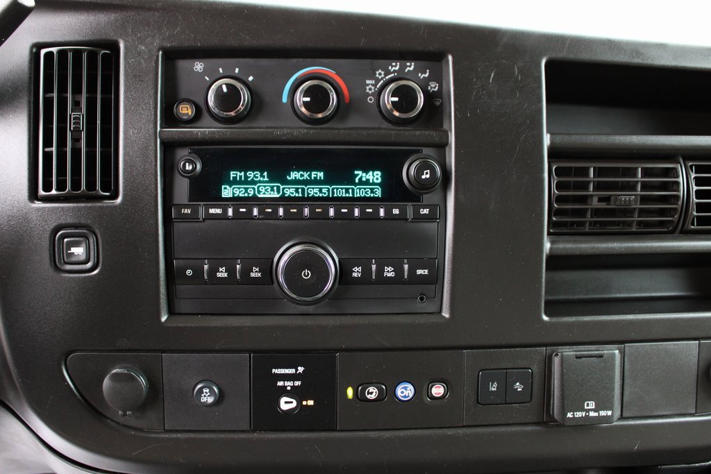 Used 2020 Chevrolet Express 3500 w/ Driver Convenience Package image 26