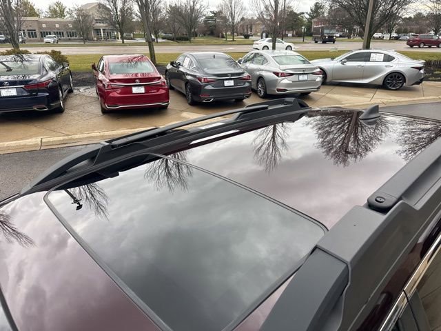 Used 2025 Subaru Outback Limited AWD/4WD image 10