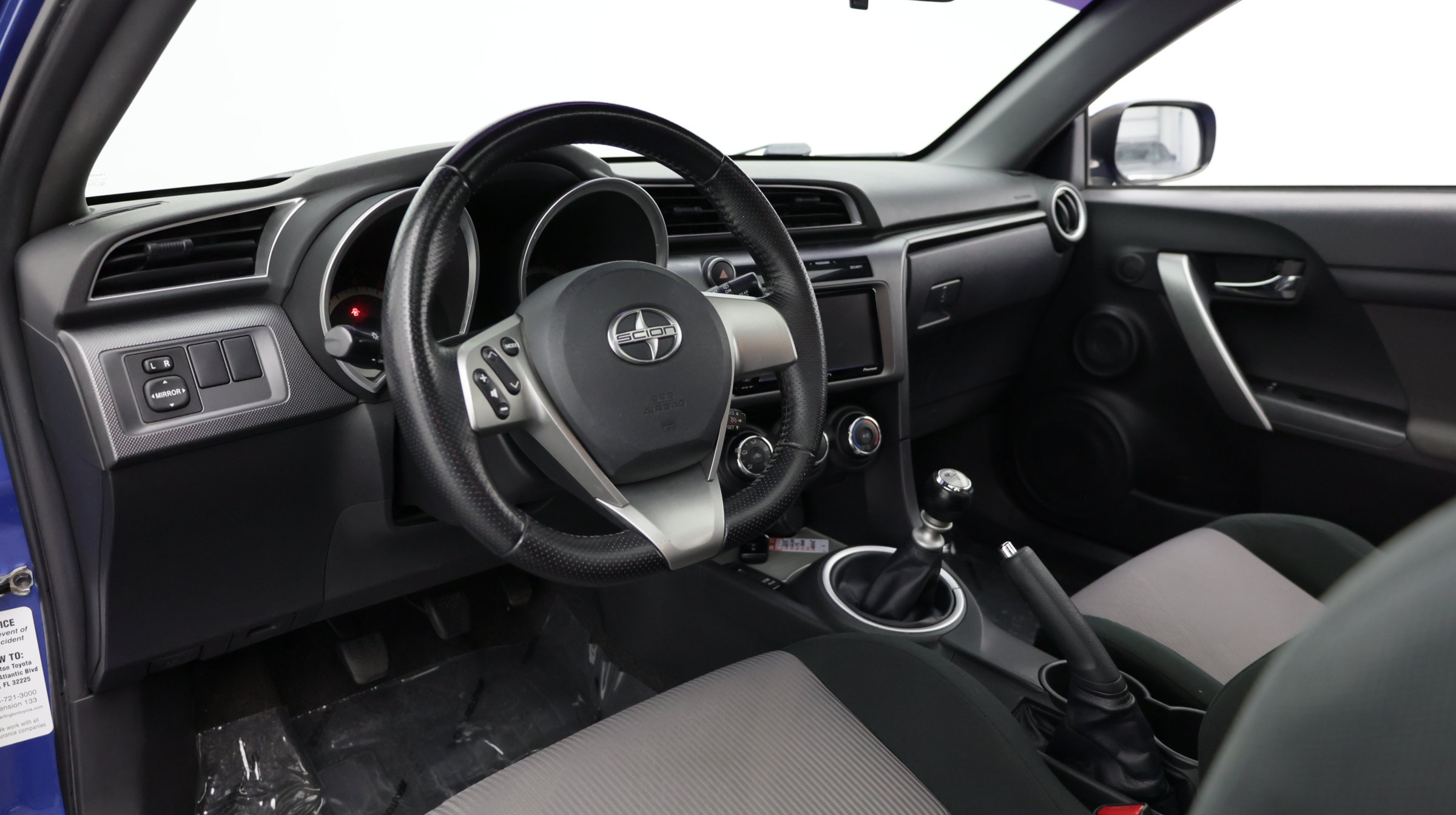 Used 2016 Scion tC FWD image 12