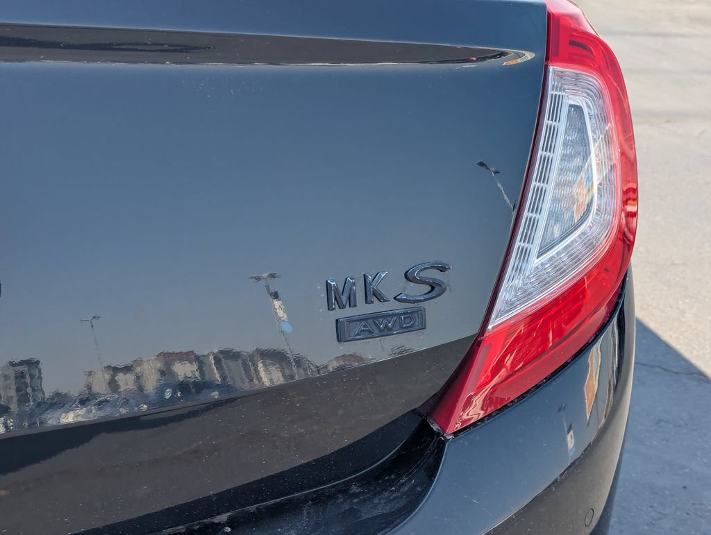 Used 2014 Lincoln MKS AWD w/ Equipment Group 201A image 5