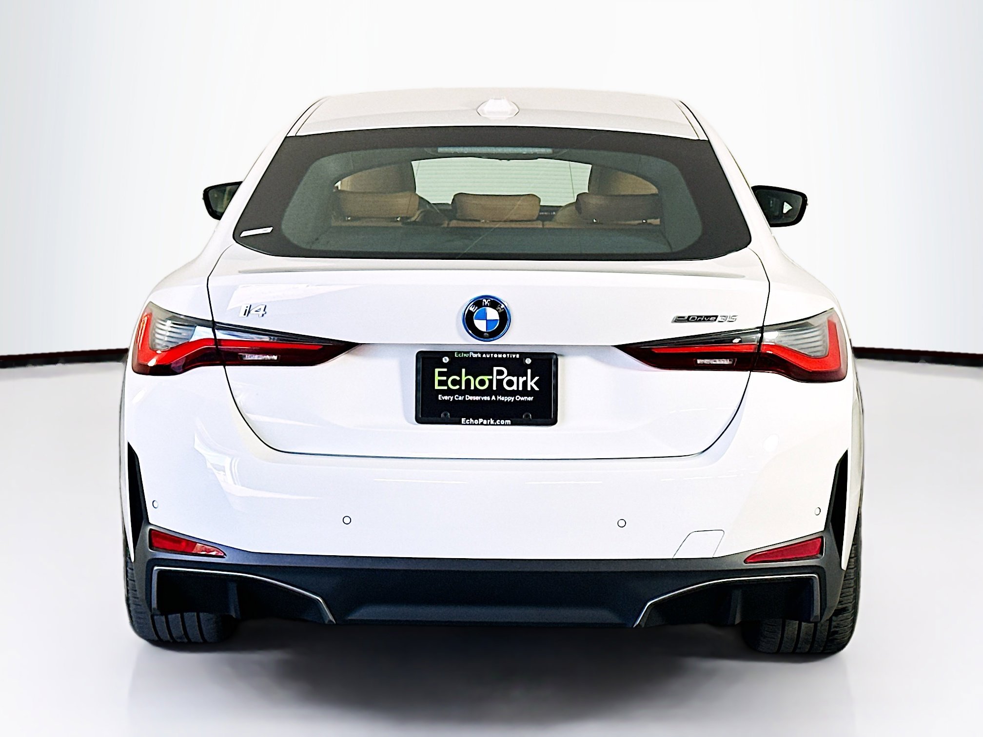 Used 2023 BMW i4 eDrive35 w/ Premium Package image 7