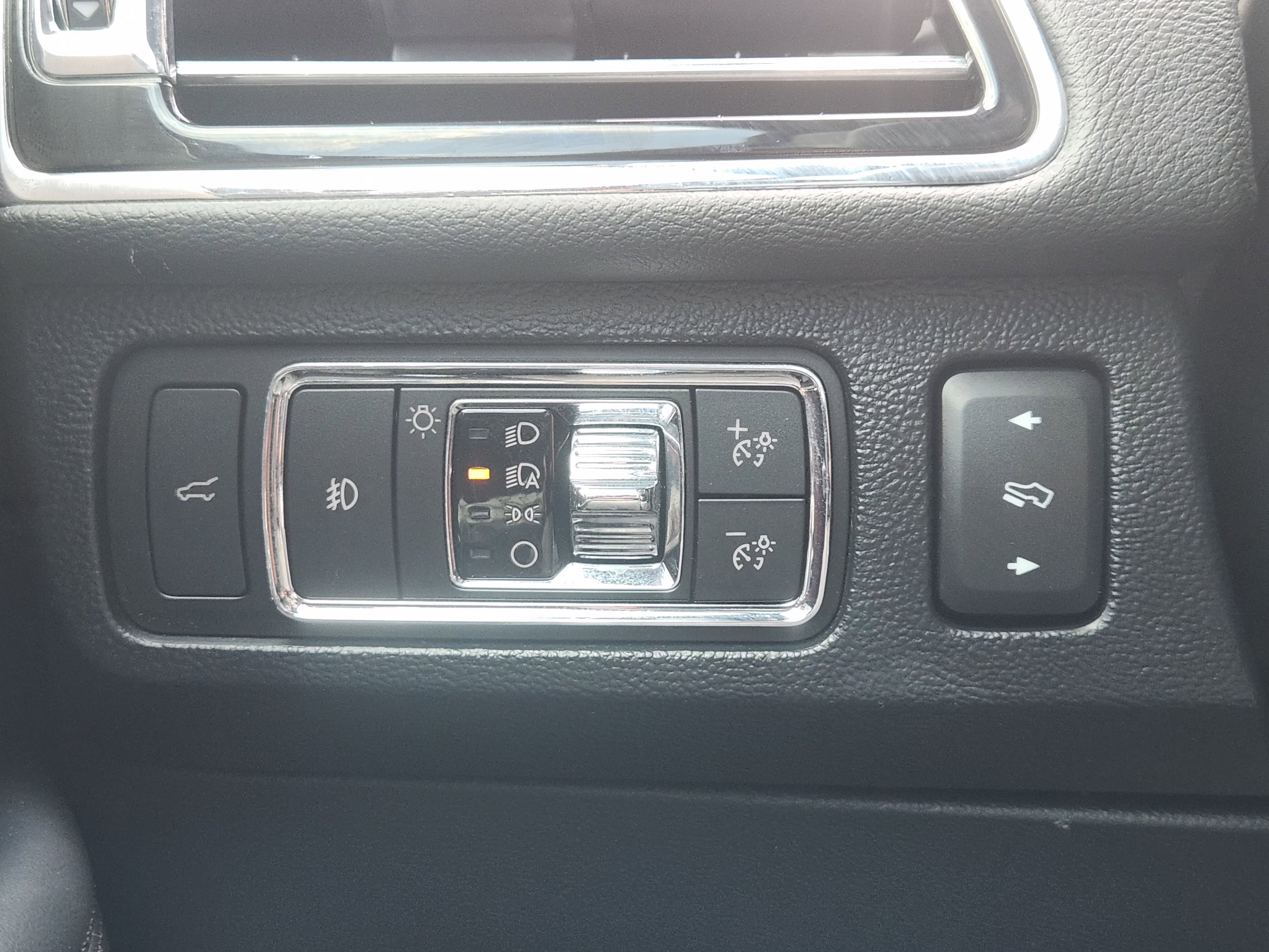 Used 2023 Lincoln Navigator L Reserve RWD image 22