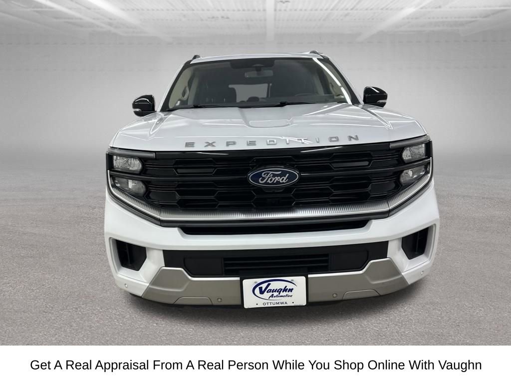 Used 2025 Ford Expedition Platinum AWD/4WD image 5
