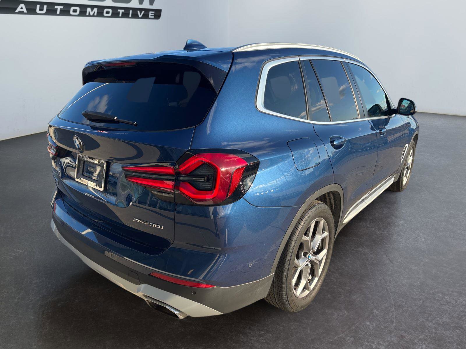 Used 2024 BMW X3 xDrive30i w/ Premium Package image 13