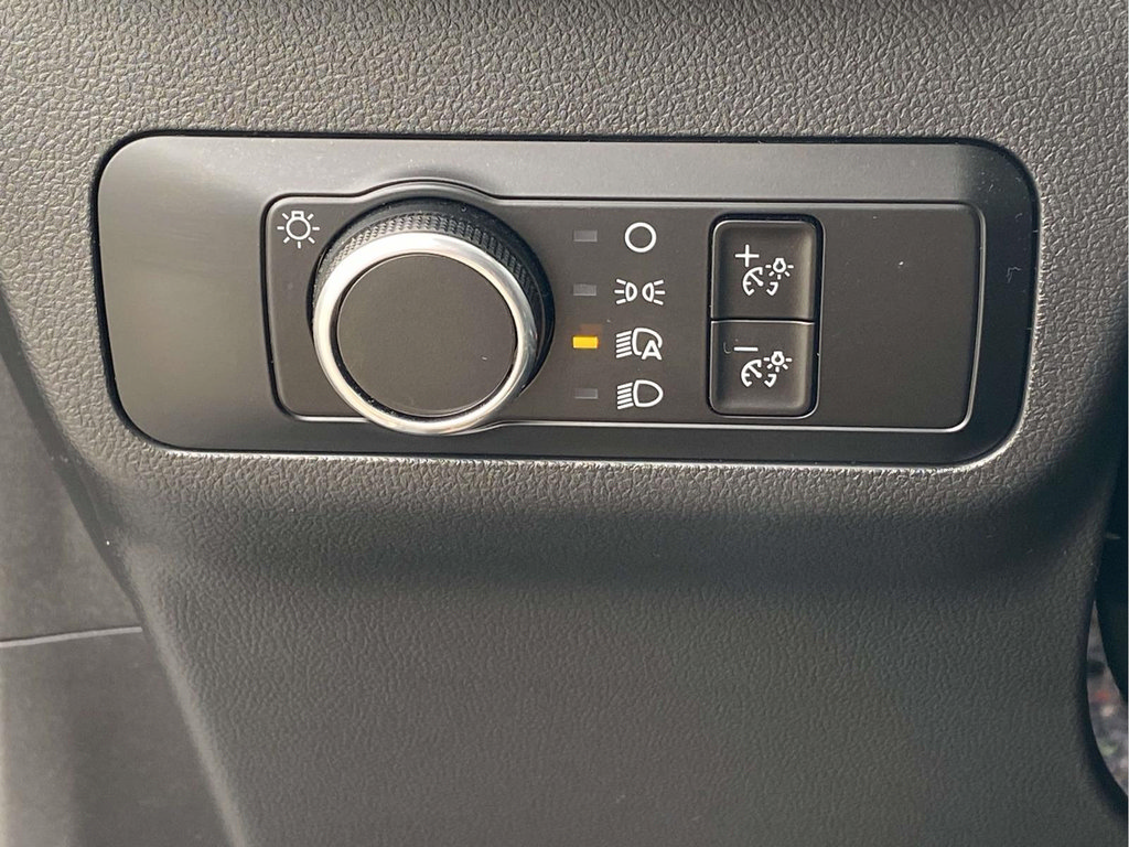 Used 2025 Ford Escape Active FWD image 18