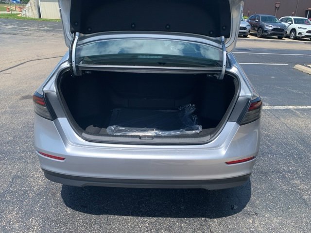 Certified 2025 Honda Accord Sport image 17