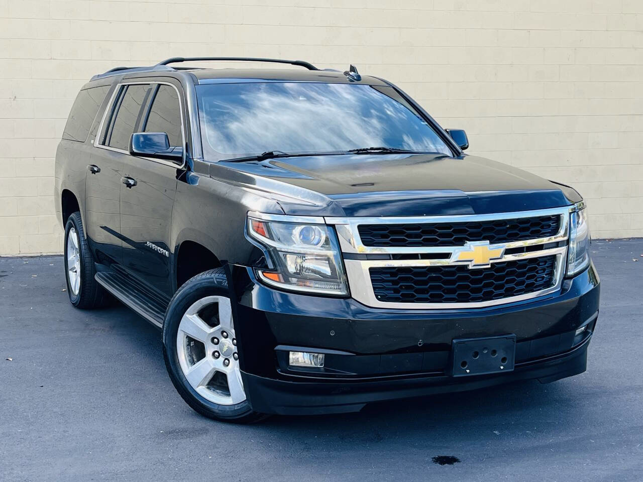 Used 2015 Chevrolet Suburban LT w/ Luxury Package