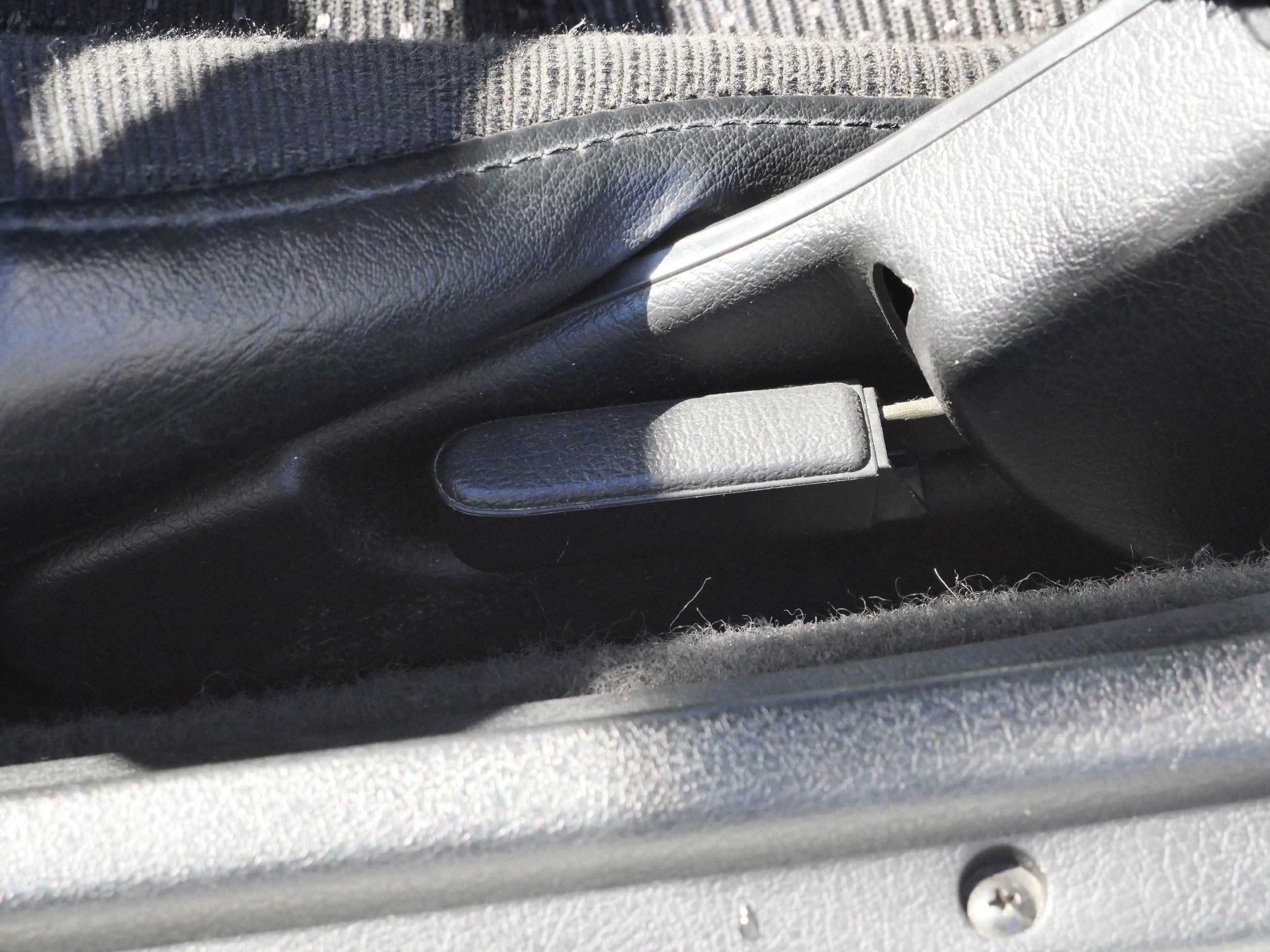 Used 1997 MAZDA MX-5 Miata RWD image 19