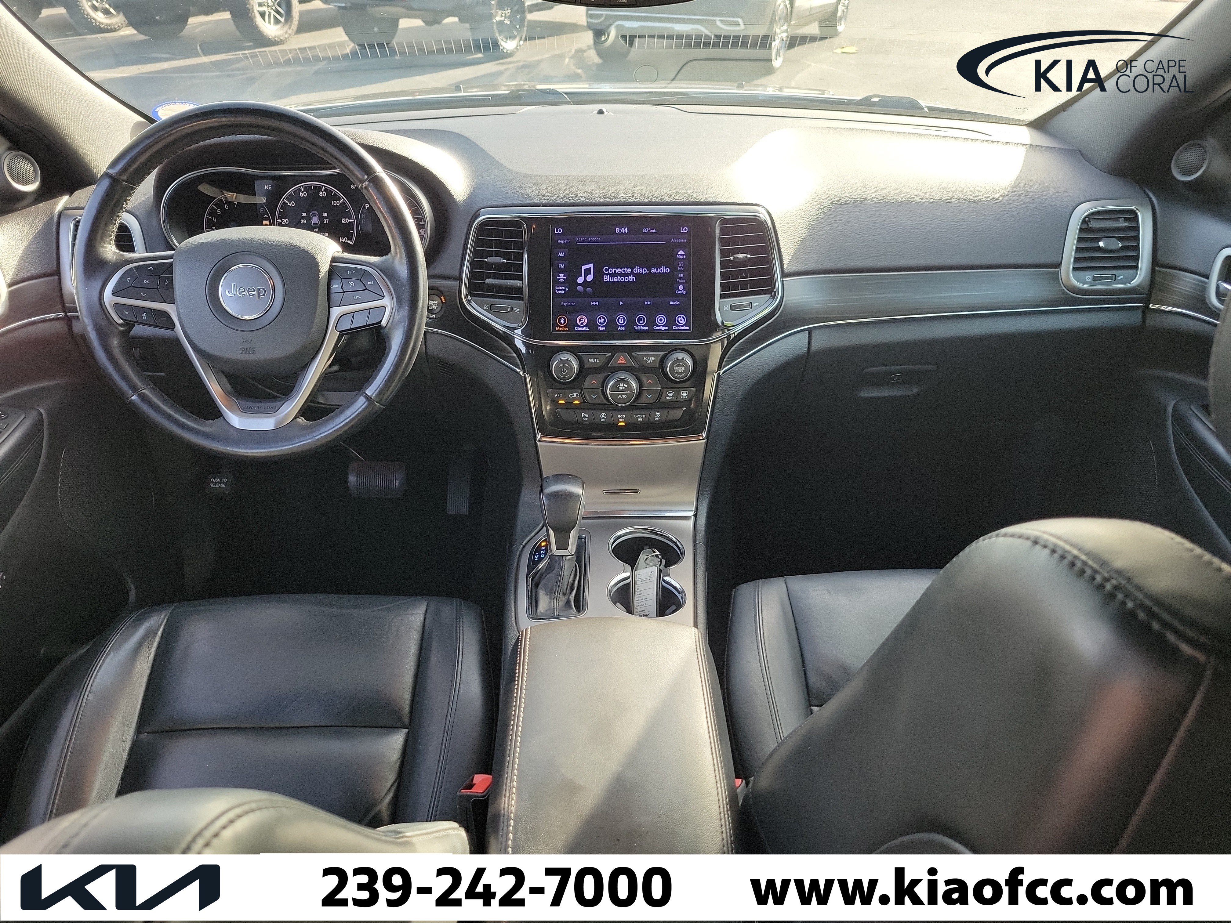 Used 2021 Jeep Grand Cherokee Limited AWD/4WD image 18