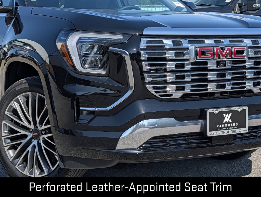 New 2027 GMC Terrain Denali w/ LPO, Floor Liner Package AWD/4WD image 8