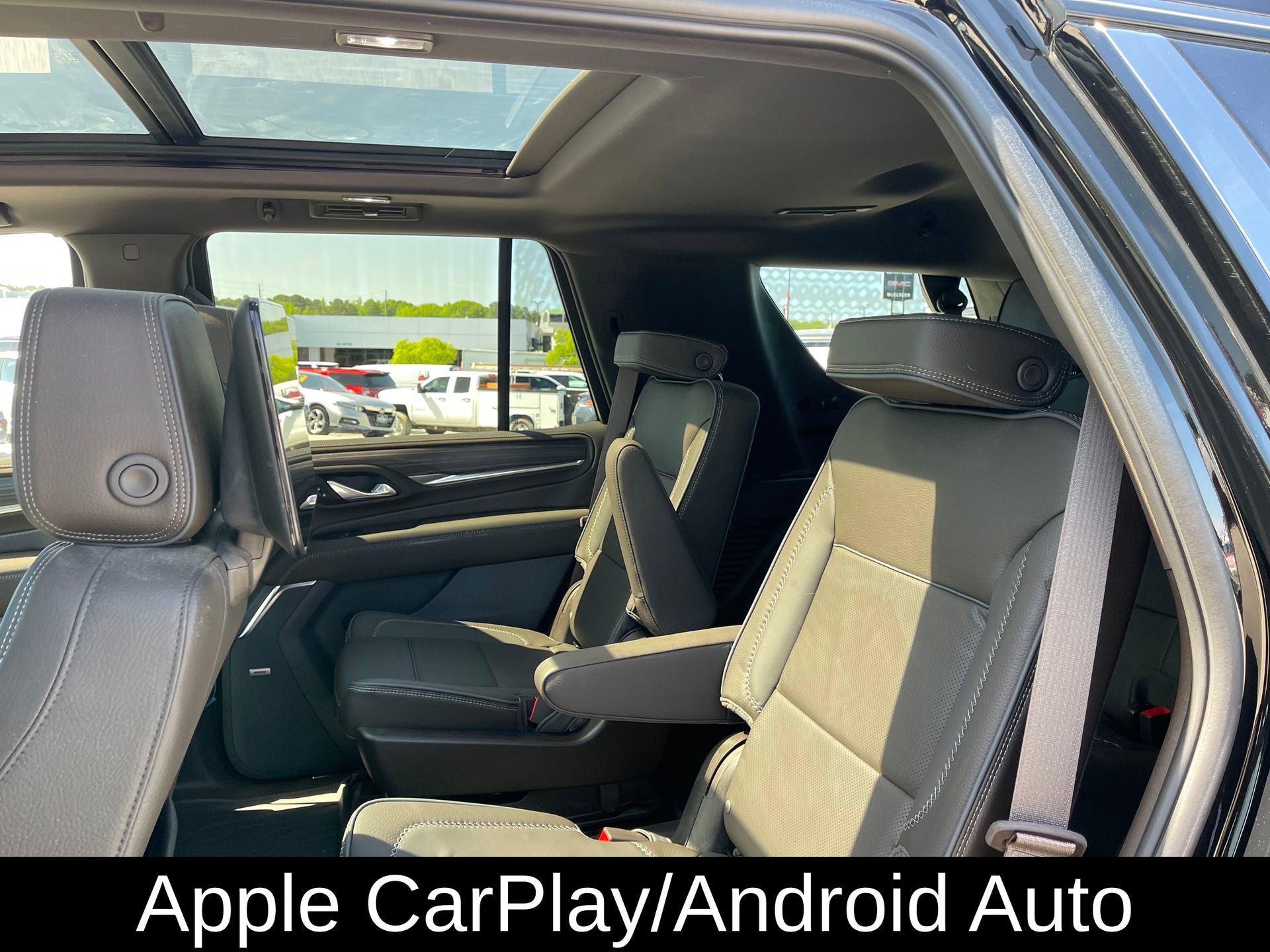 Used 2023 GMC Yukon Denali w/ Denali Reserve Package image 22