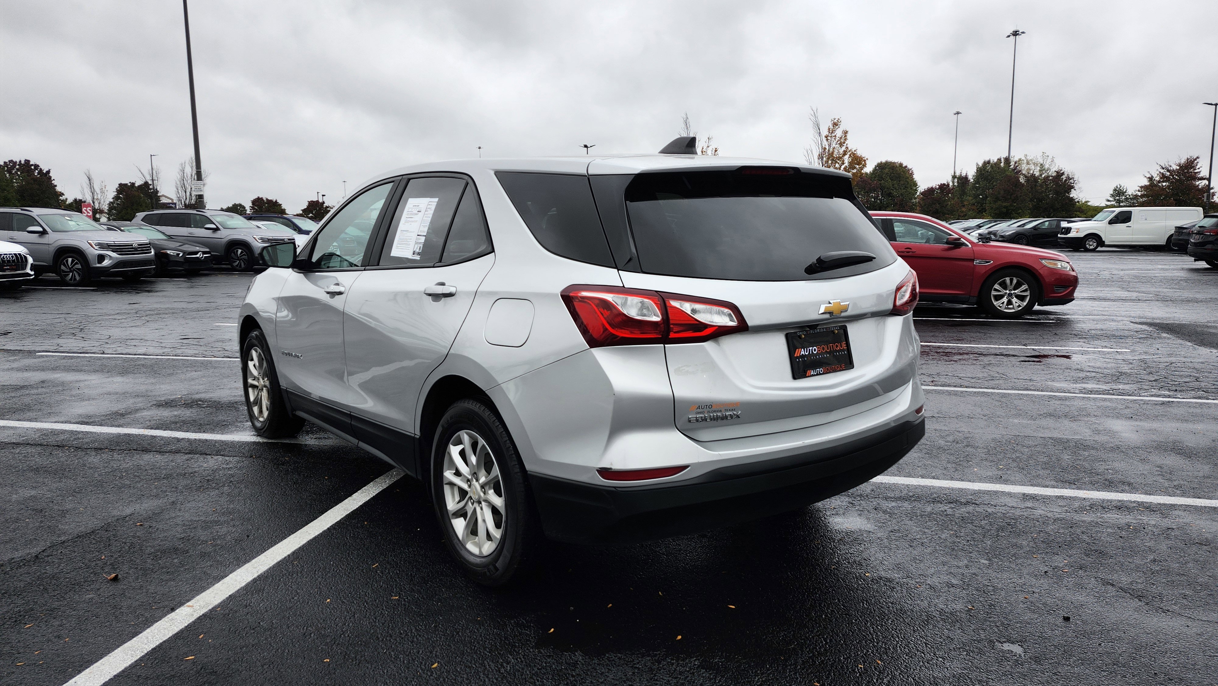 Used 2021 Chevrolet Equinox LS w/ LS Convenience Package image 8