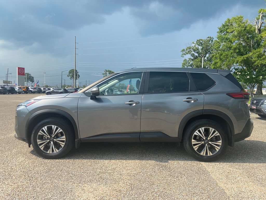 Used 2023 Nissan Rogue SV FWD image 5