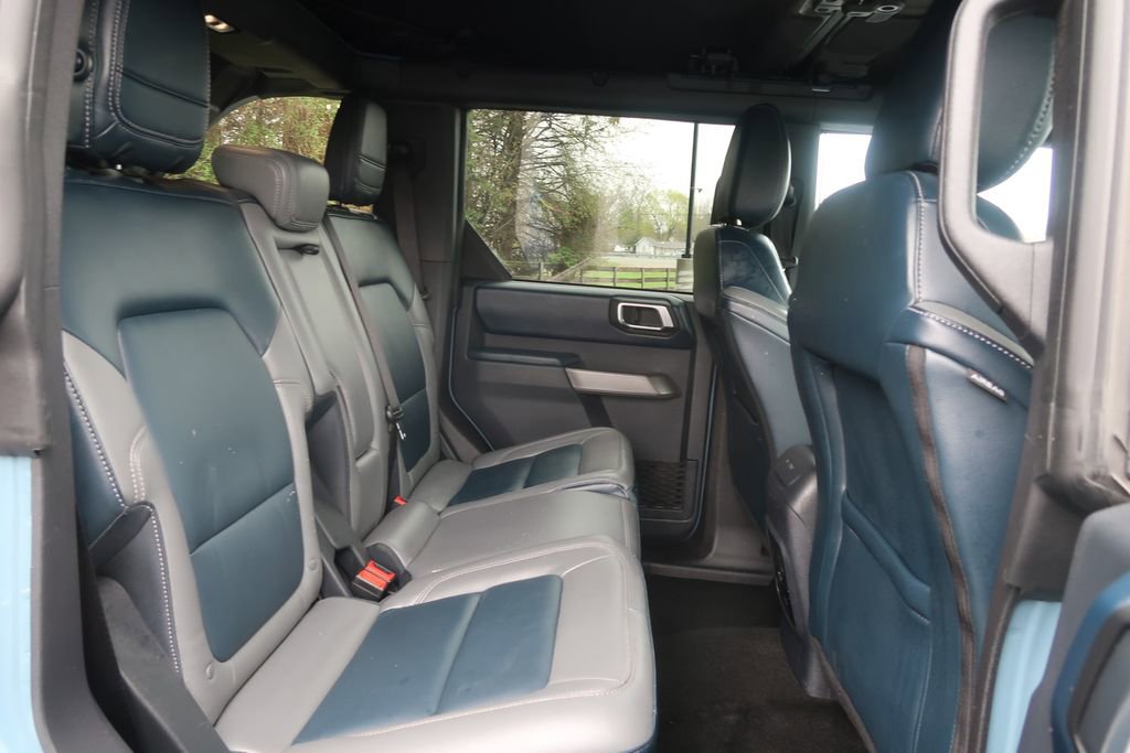 Used 2023 Ford Bronco Outer Banks image 16