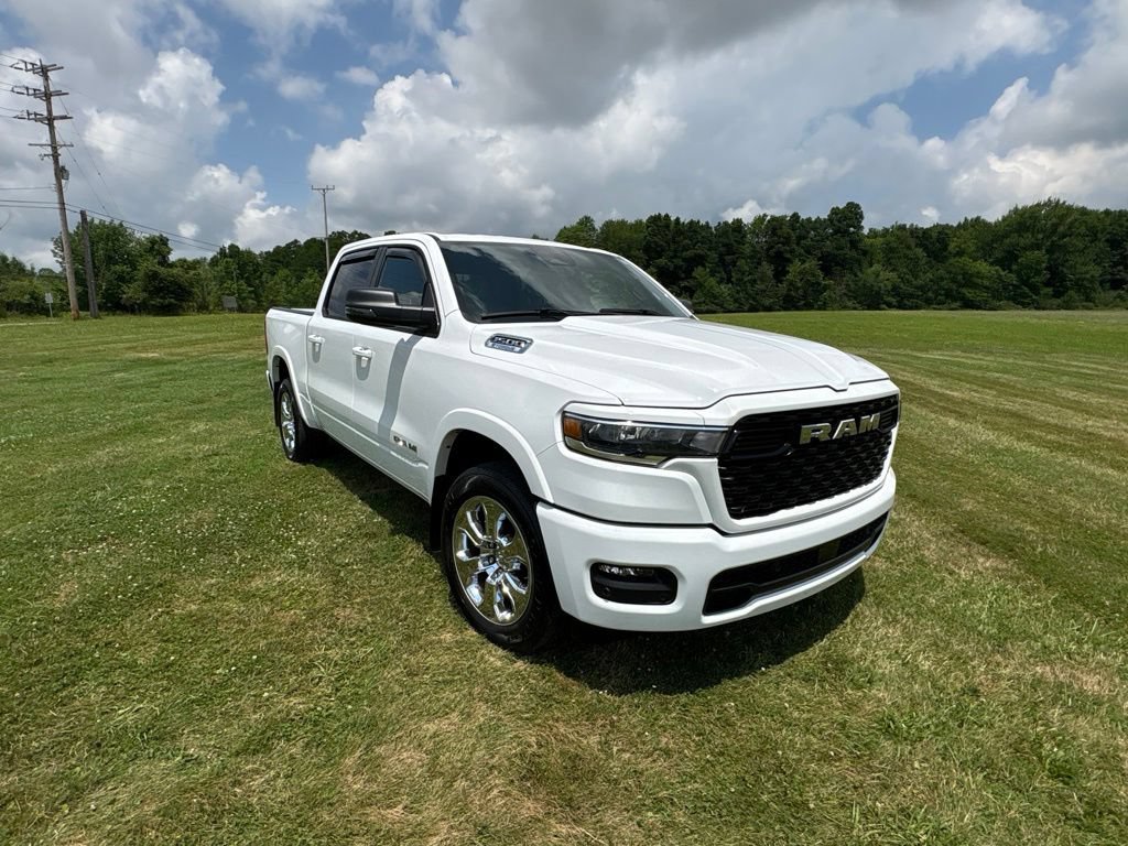 Used 2025 RAM 1500 Big Horn AWD/4WD image 3