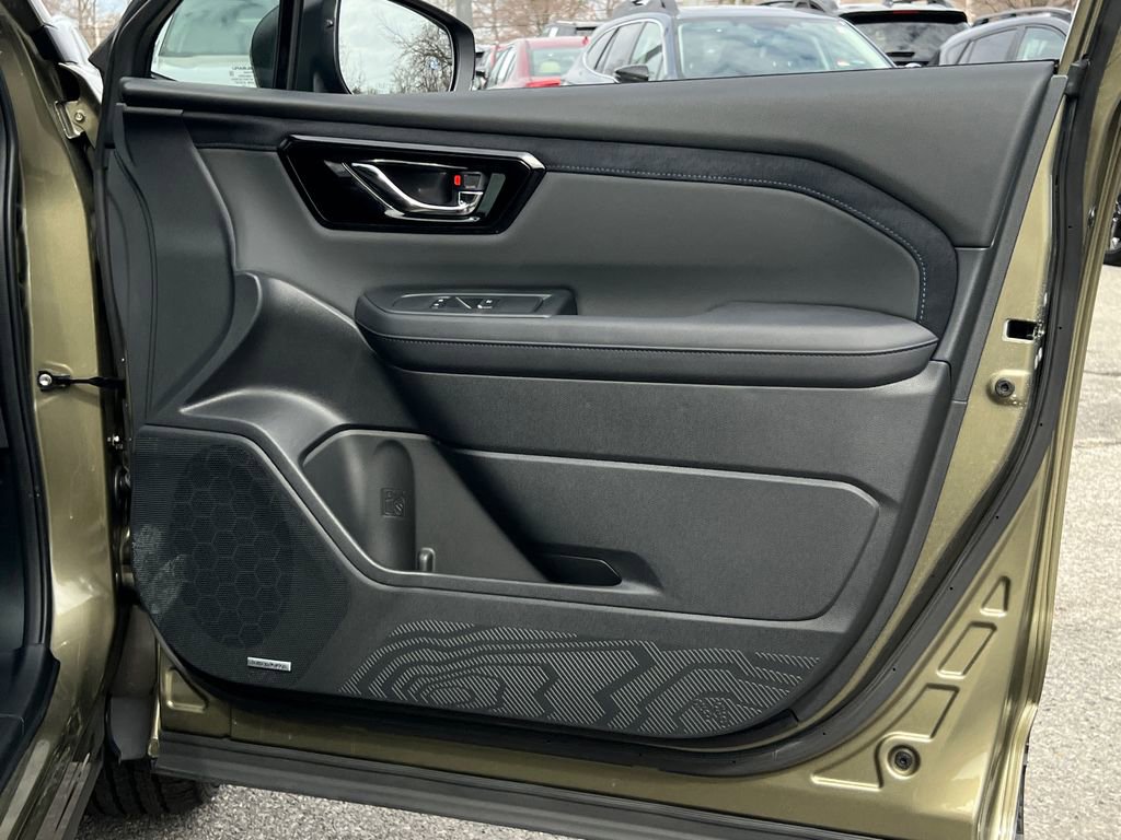 Used 2025 Subaru Forester Limited w/ Popular Package image 10