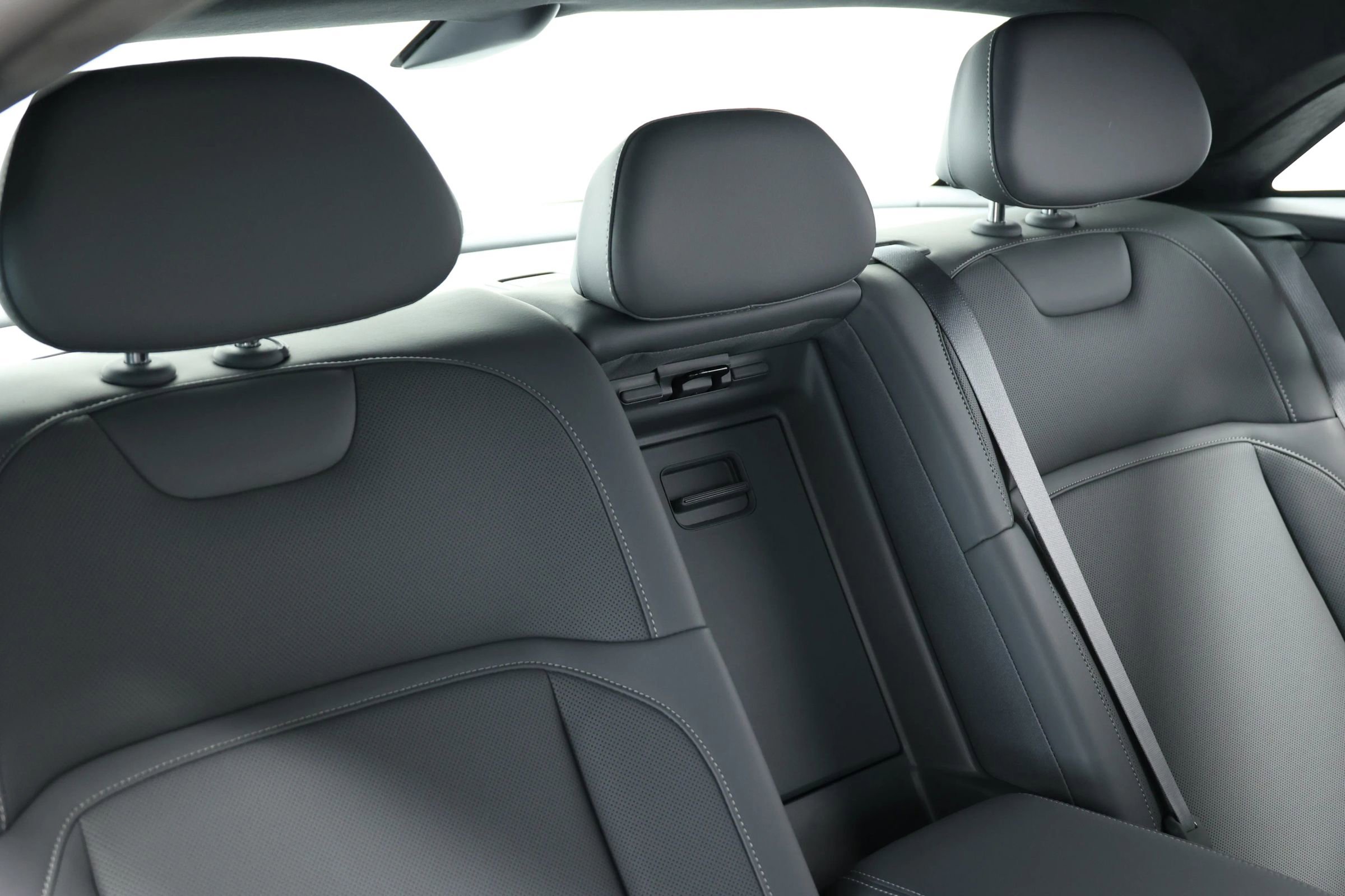 Used 2024 Lucid Air Pure image 73