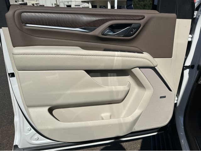 Certified 2021 GMC Yukon XL Denali w/ Denali Premium Package AWD/4WD image 24