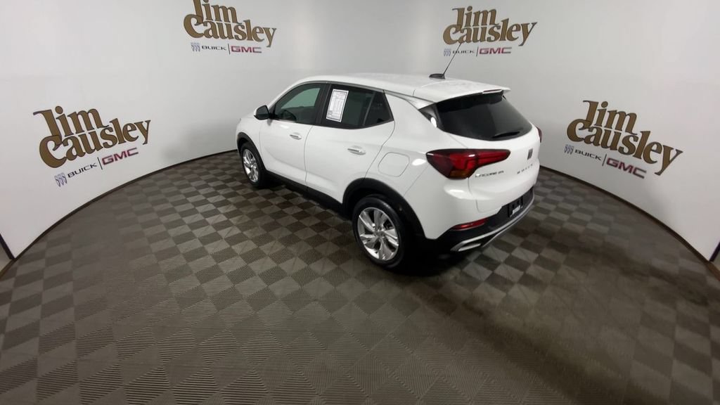 Certified 2024 Buick Encore GX Preferred w/ Comfort Package FWD image 6