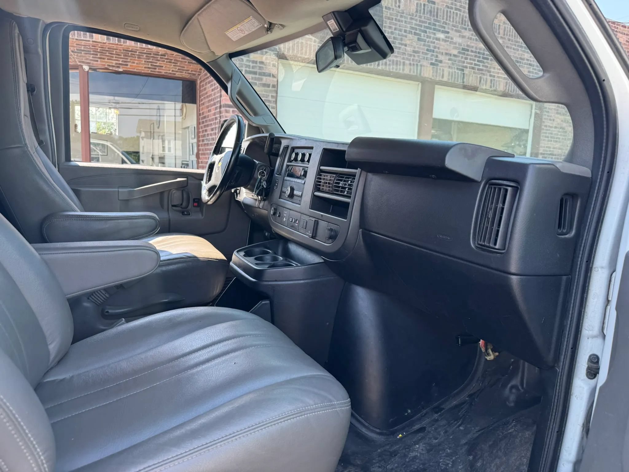 Used 2020 Chevrolet Express 2500 w/ Safety Package RWD image 32