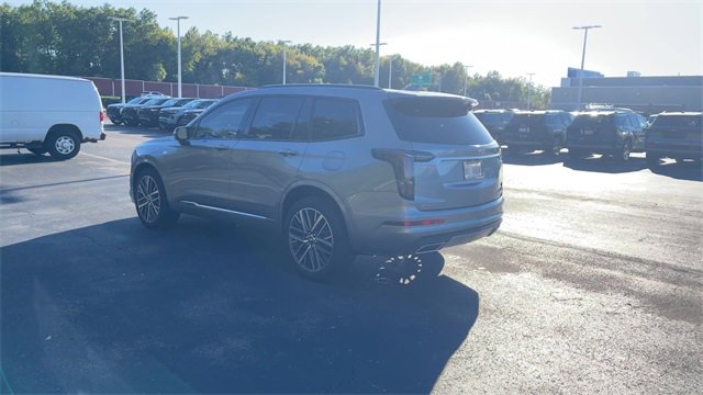 Used 2025 Cadillac XT6 Sport w/ LPO, Floor Liner Package image 6