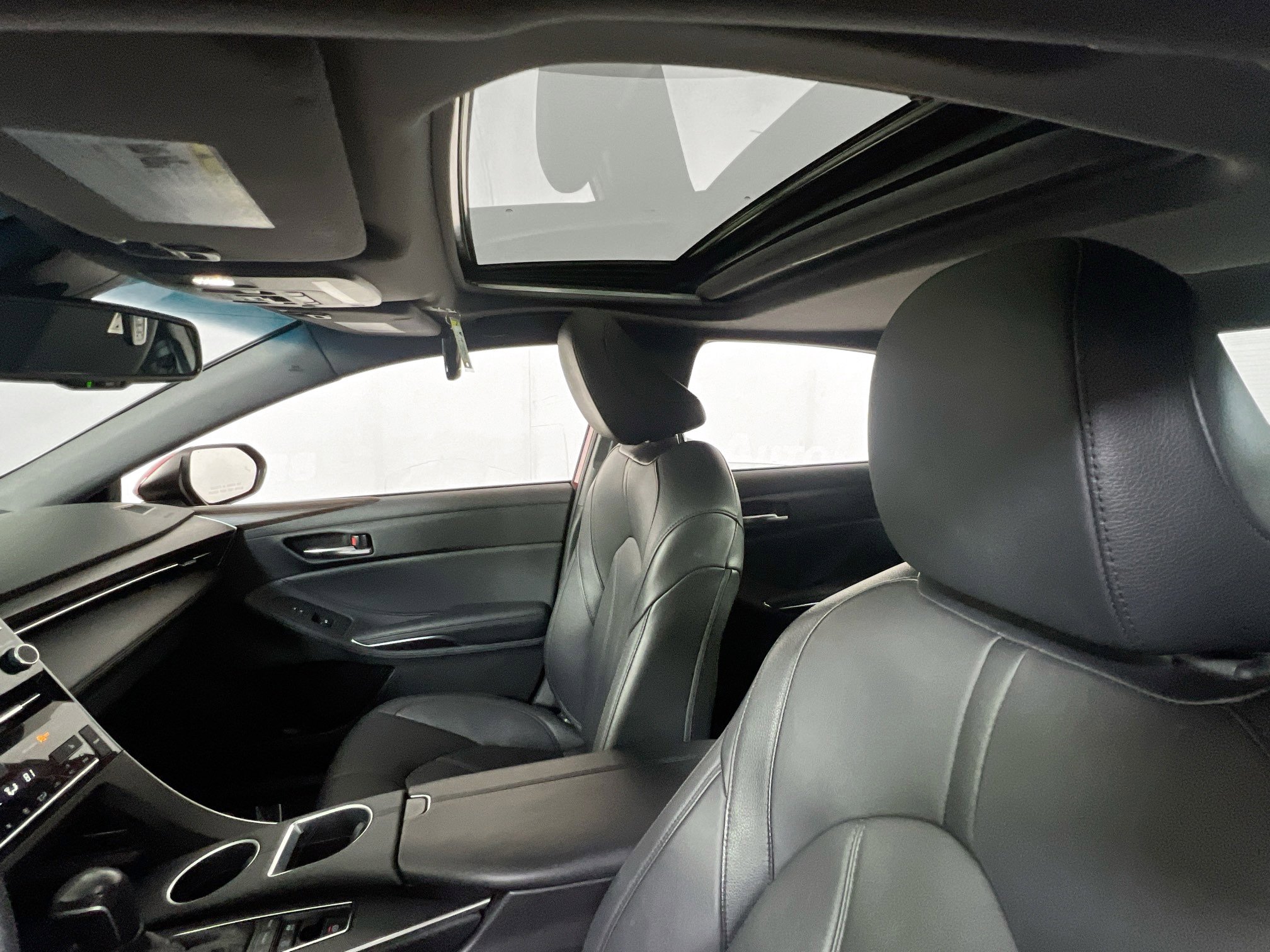 Used 2021 Toyota Avalon XLE image 21