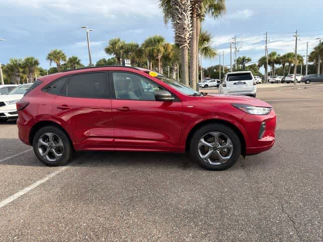 Used 2023 Ford Escape ST-Line AWD/4WD image 14