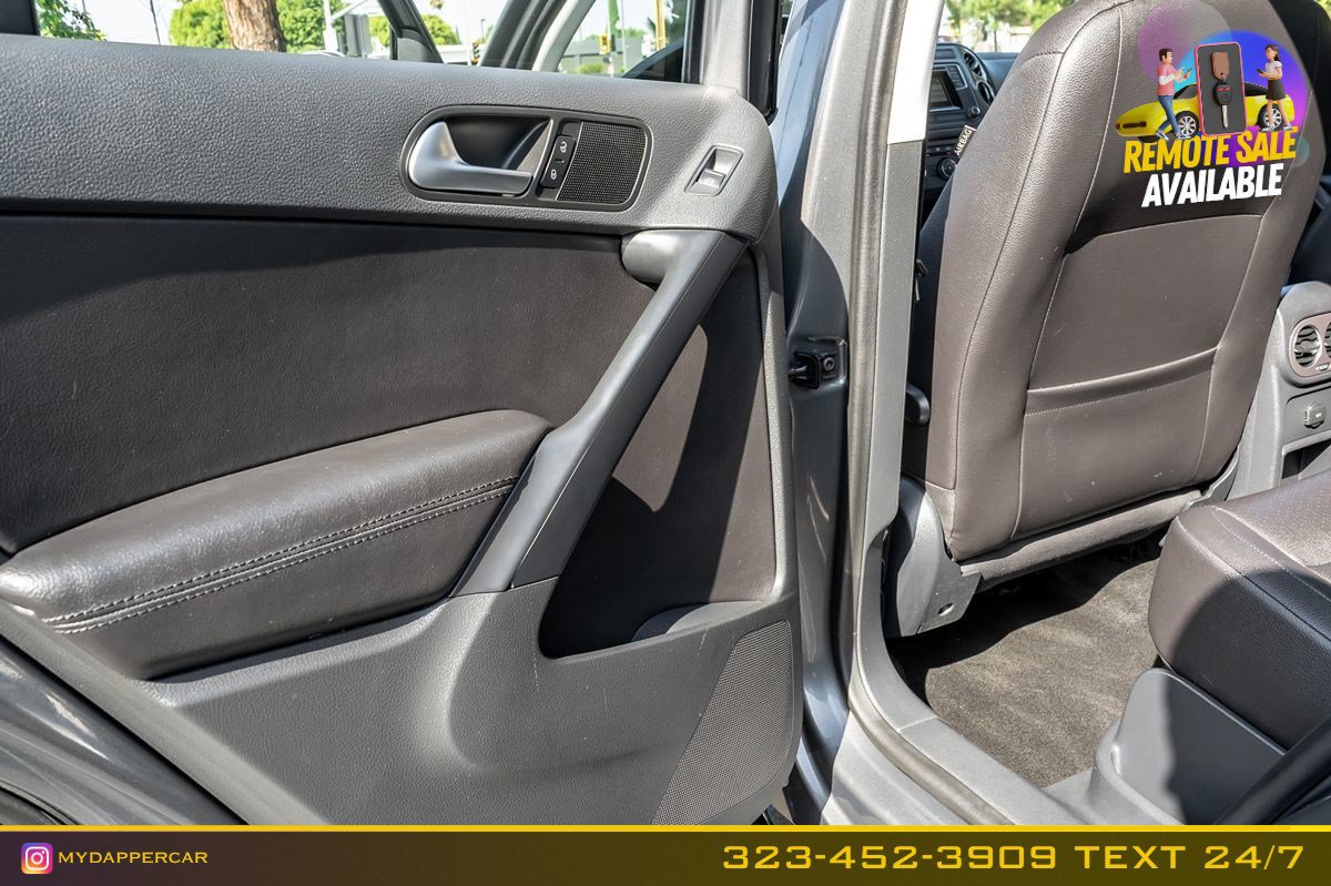Used 2016 Volkswagen Tiguan S FWD image 15