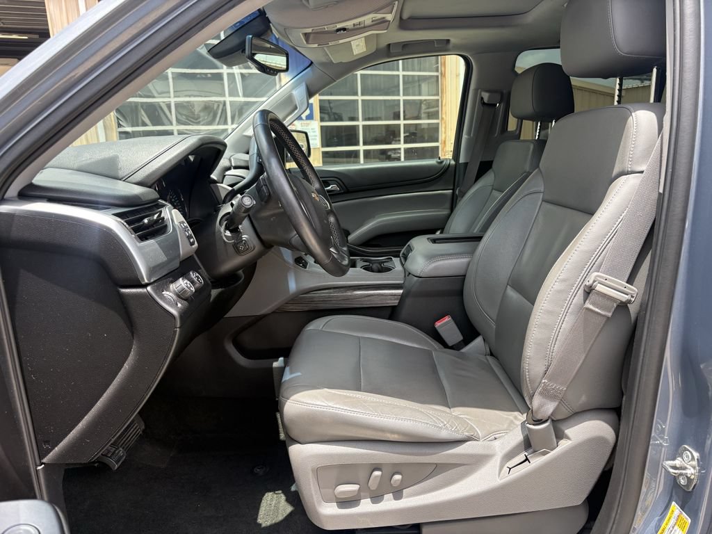 Used 2015 Chevrolet Suburban LT AWD/4WD image 12