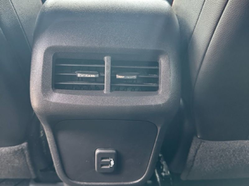 Used 2024 Chevrolet Equinox RS w/ LPO, Floor Liner Package FWD image 21