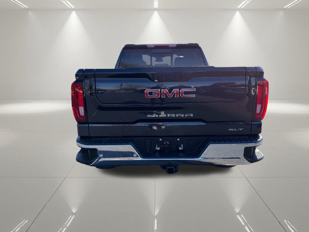 Used 2023 GMC Sierra 1500 SLT w/ SLT Premium Plus Package AWD/4WD image 11