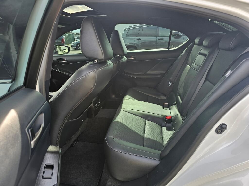 Used 2023 Lexus IS 300 Base w/ Premium Package image 15