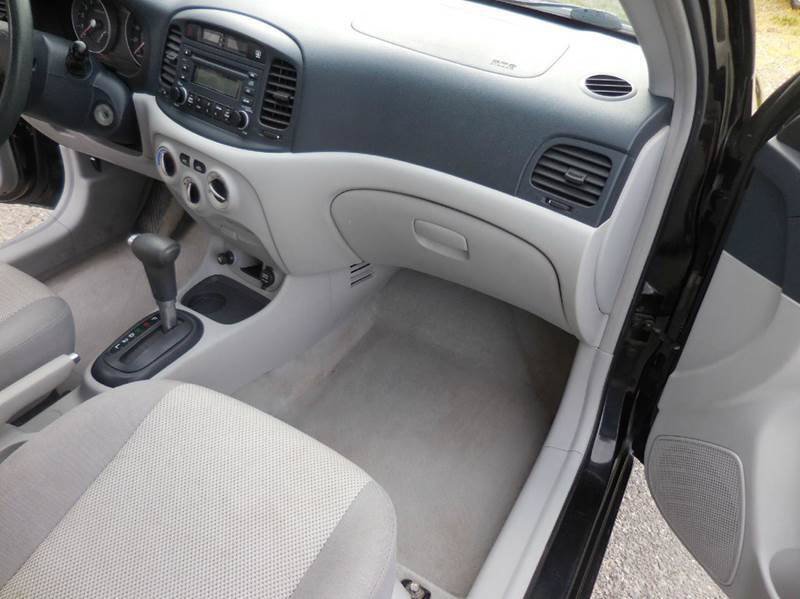Used 2006 Hyundai Accent GLS FWD image 17