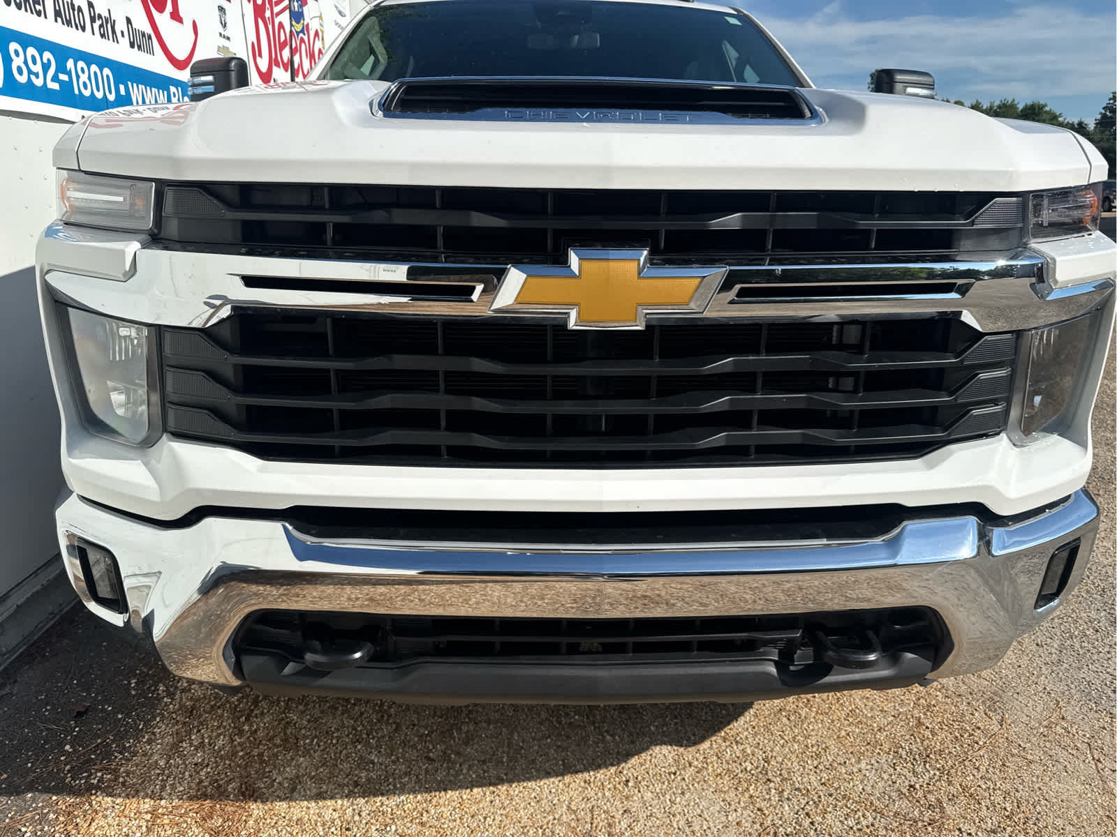 Used 2025 Chevrolet Silverado 2500 LT w/ Convenience Package AWD/4WD image 10
