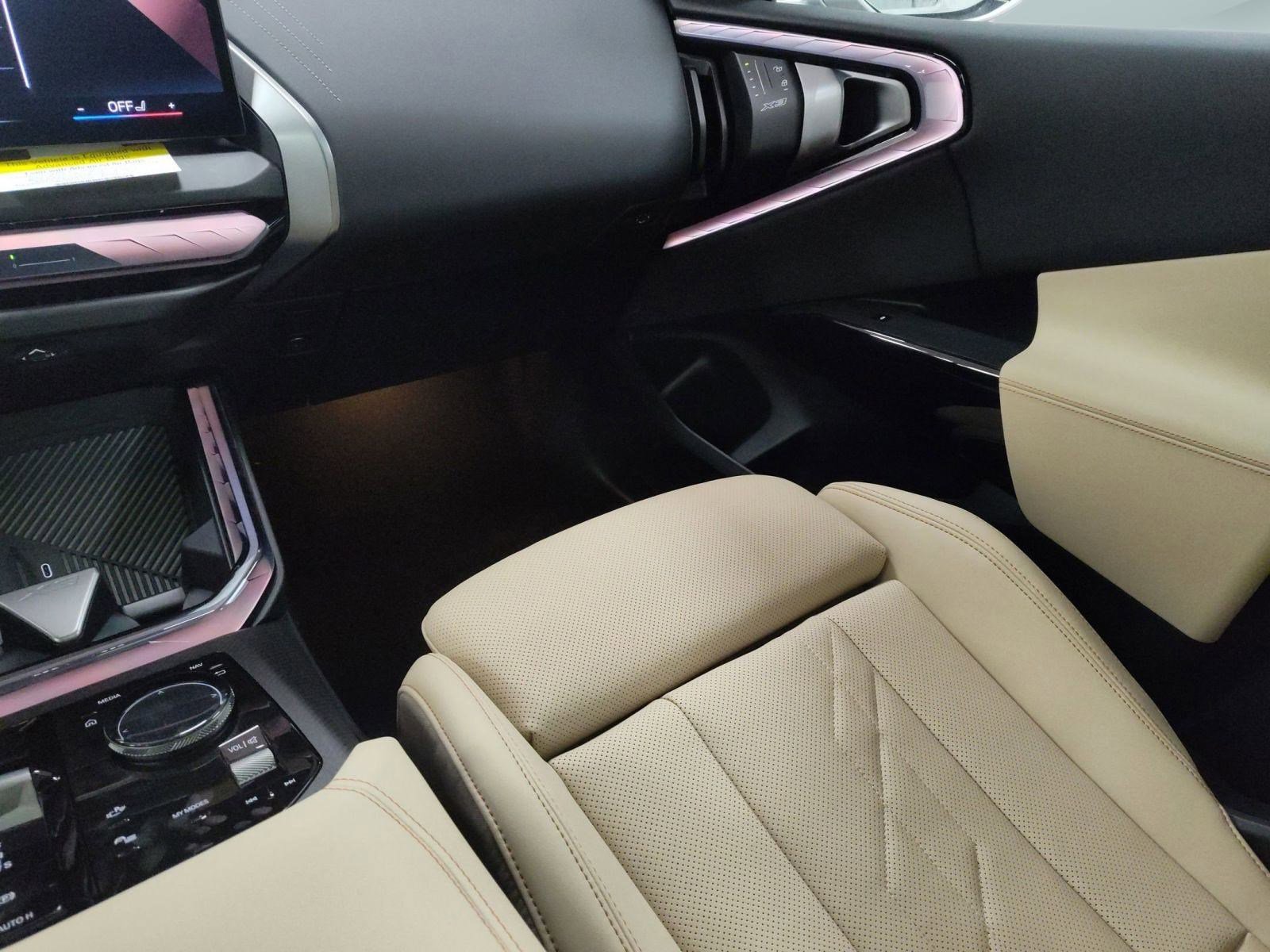 New 2026 BMW X3 xDrive30 w/ Premium Package image 25