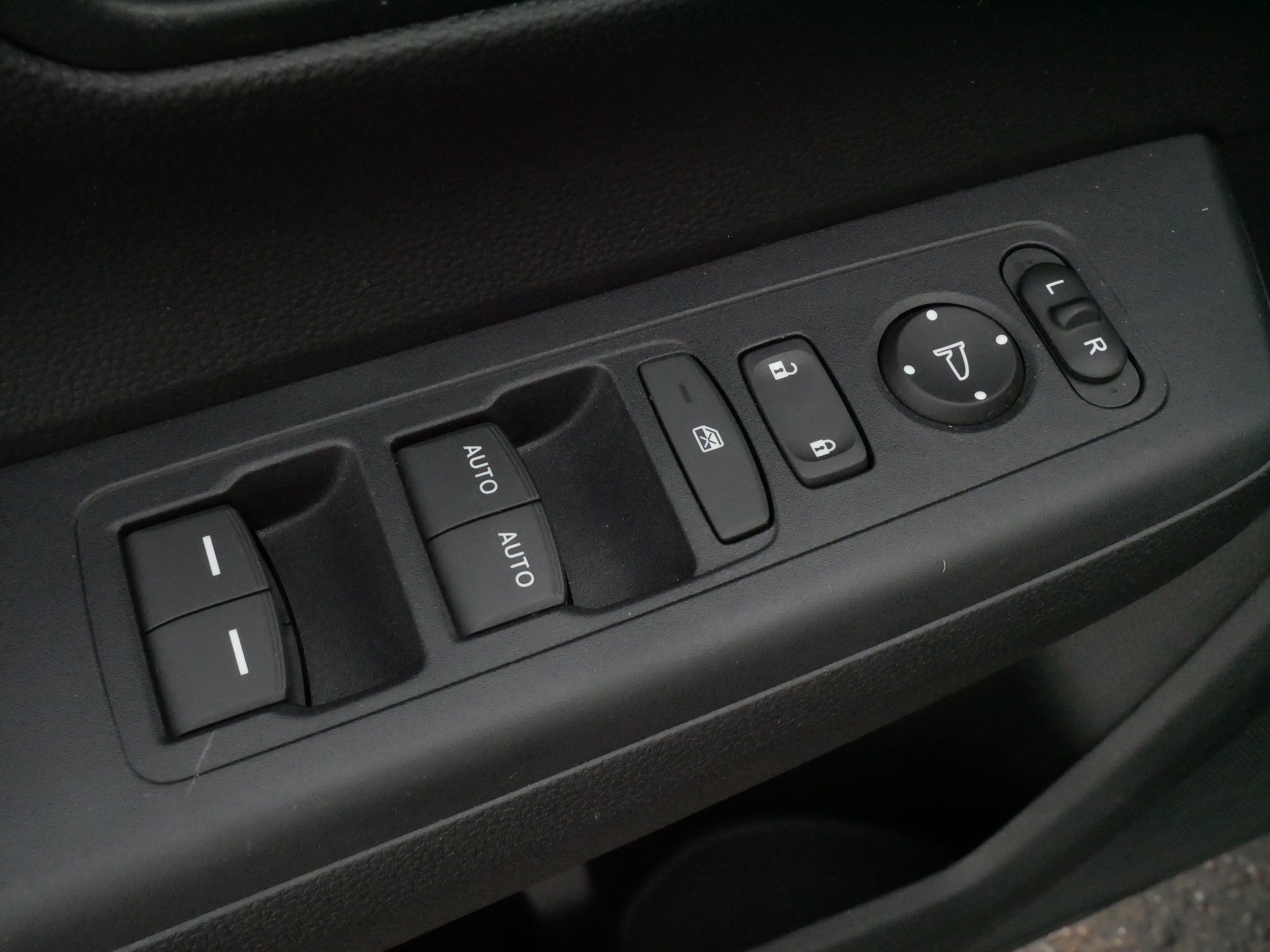 Used 2024 Honda CR-V EX image 19